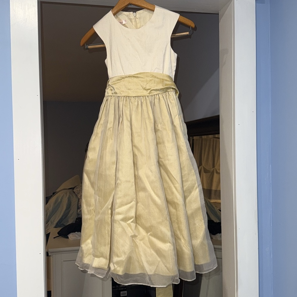 Flowergirl dress